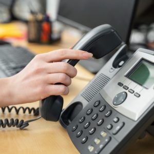 close-up-person-working-call-center (2) close-up-person-working-call-center (2)